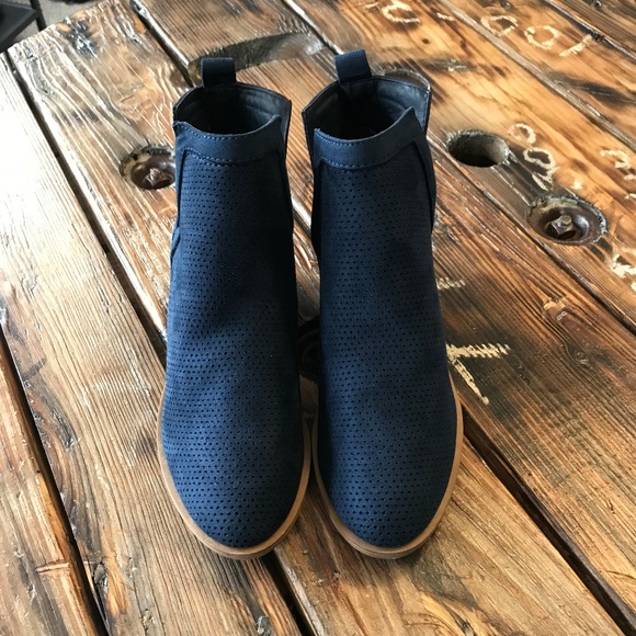 Navy Pull On Bootie 1 left - Picture 5 of 5